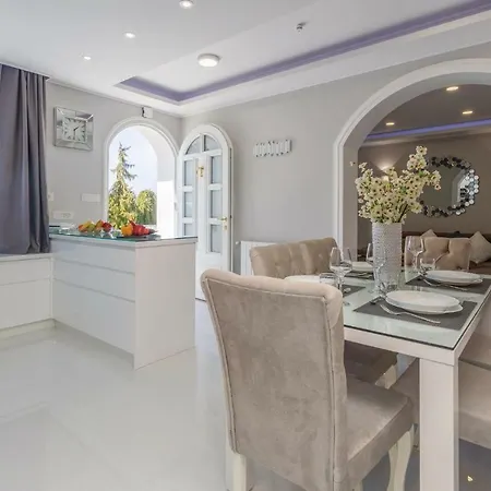 Two-bedroom In * 帕津